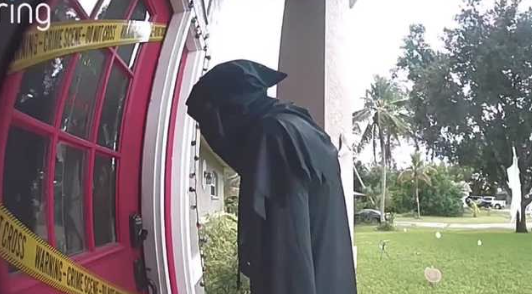 Child dressed as Grim Reaper startles Florida neighbors — New Berlin Community news
