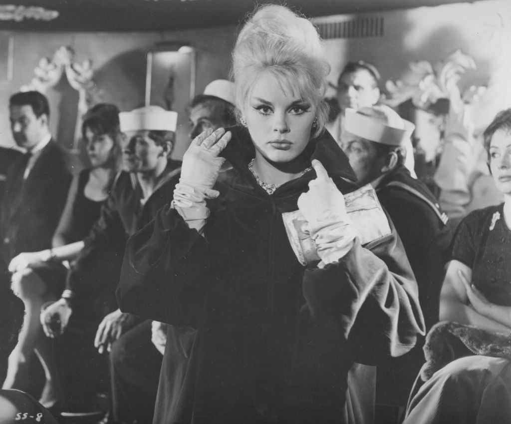 Actress Elke Sommer, known for roles in 1960s comedies and espionage films, dies at 85 — New Berlin Community news