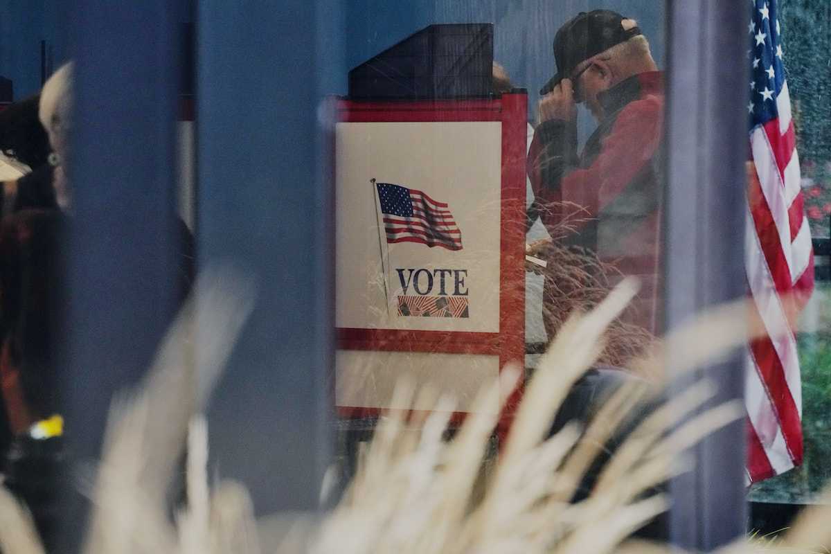 Brookfield residents discussing midterm elections