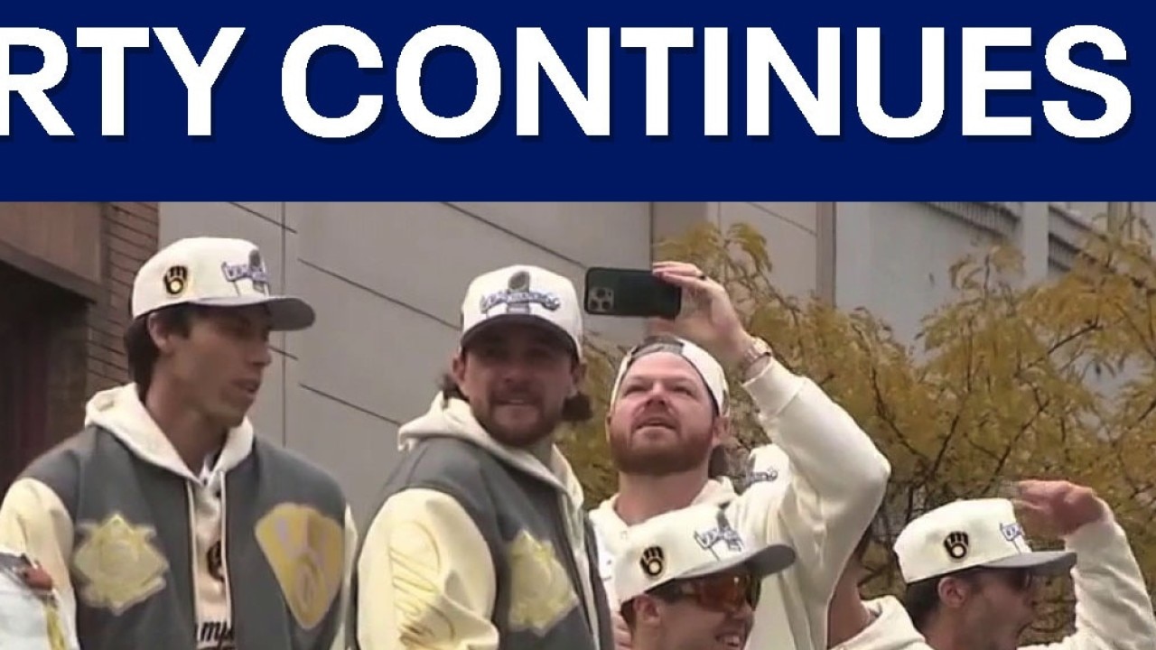 Milwaukee bars ready for crowd surge after Brewers parade — New Berlin Community news